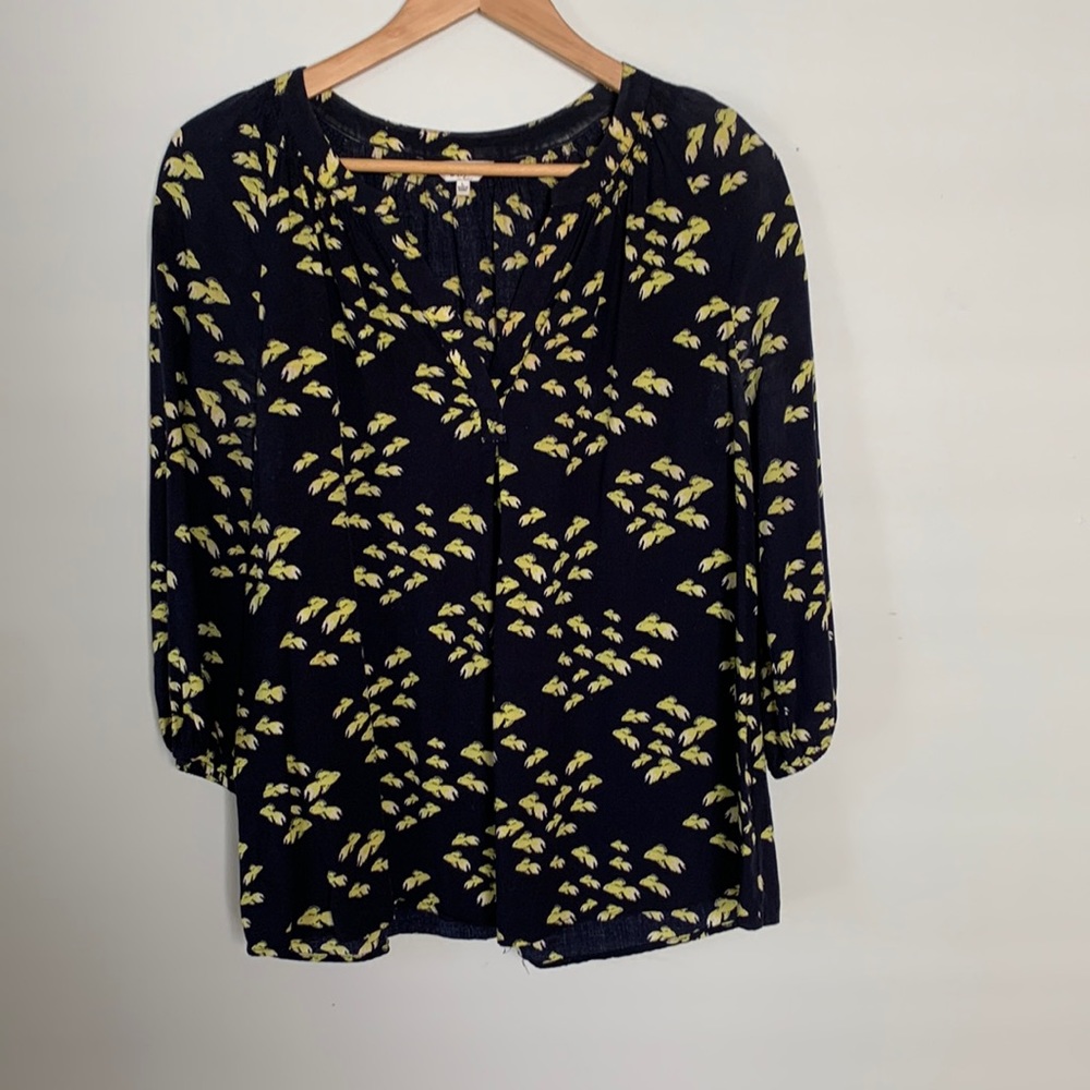 Crown & Ivy tunic top